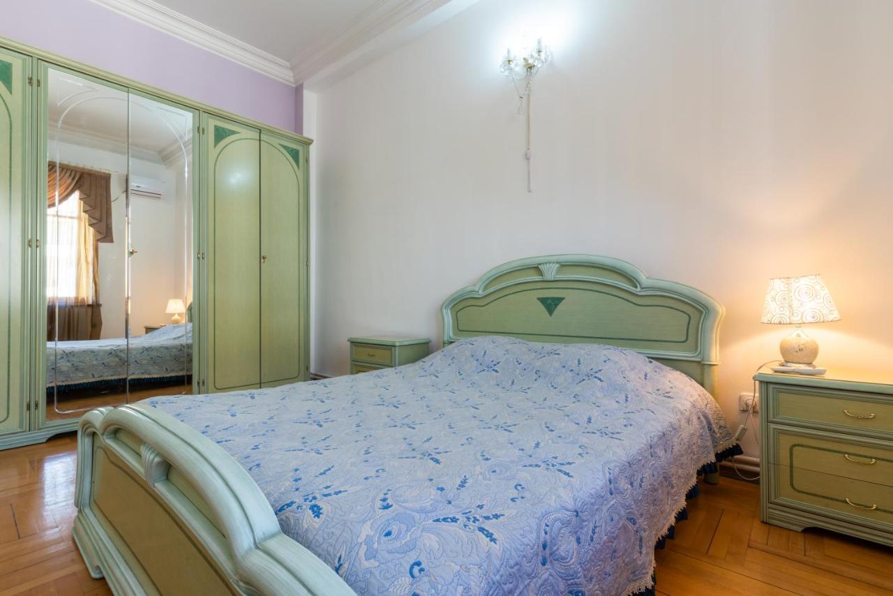 Center 4 You Otel Tiflis Dış mekan fotoğraf