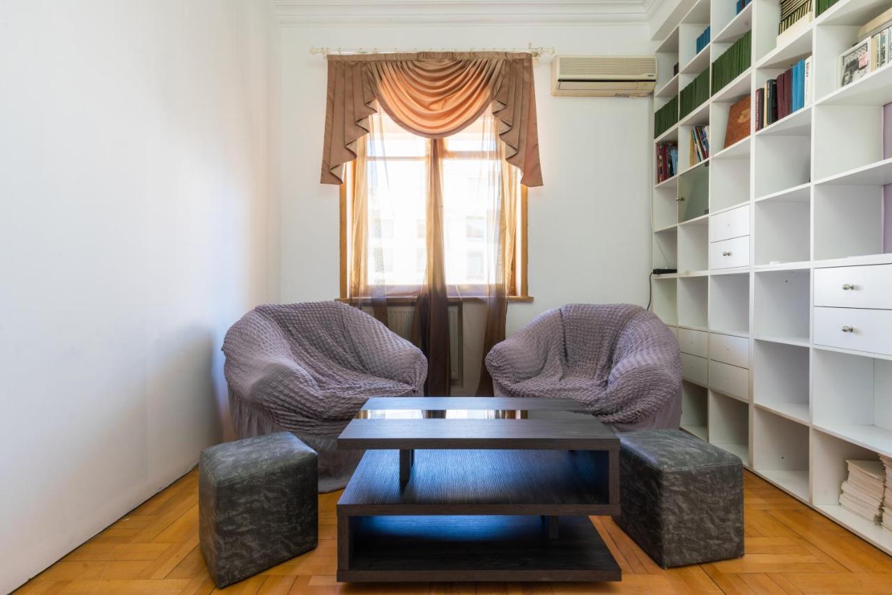 Center 4 You Otel Tiflis Dış mekan fotoğraf