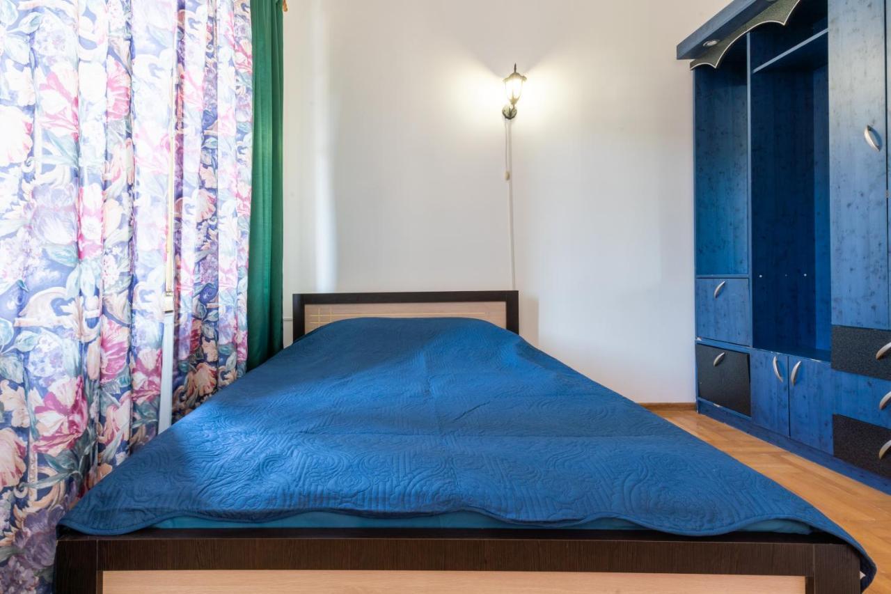 Center 4 You Otel Tiflis Dış mekan fotoğraf
