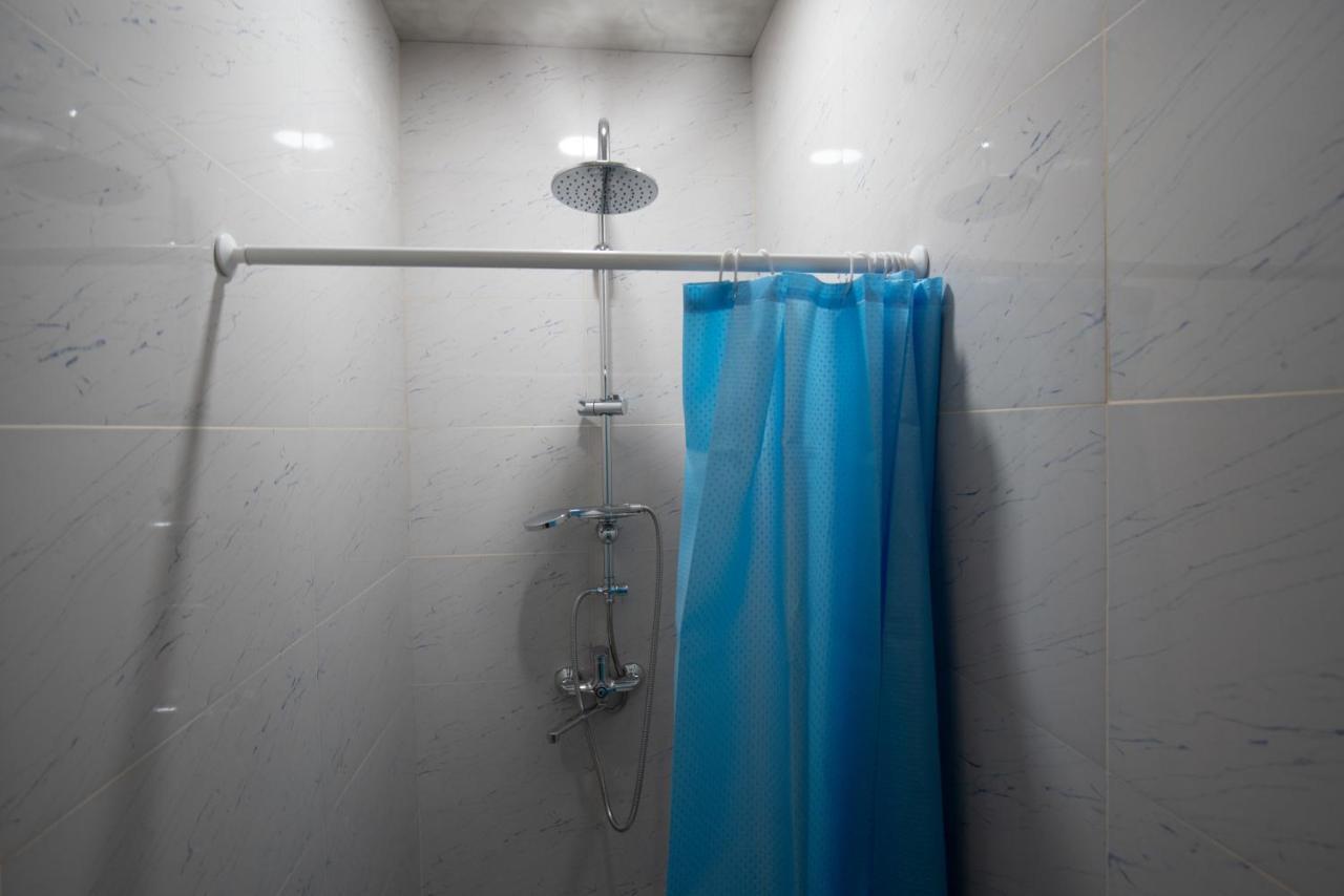 Center 4 You Otel Tiflis Dış mekan fotoğraf