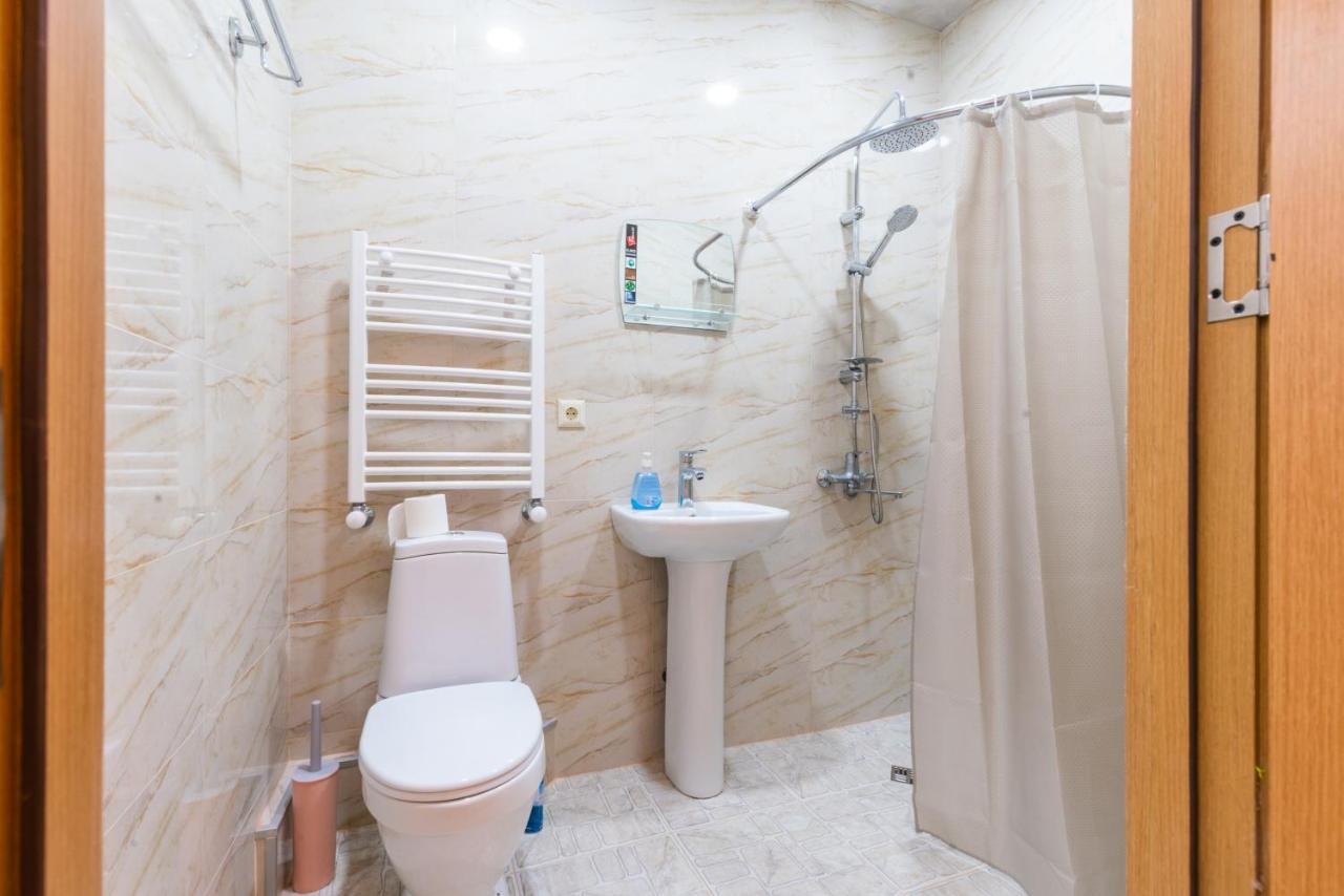 Center 4 You Otel Tiflis Dış mekan fotoğraf